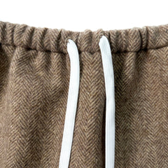 Brown stand-up collar suit