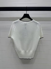 Round neck contrast color double c knitted short sleeves