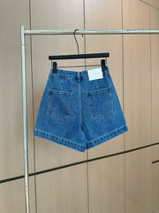 Heavy duty buttoned denim shorts