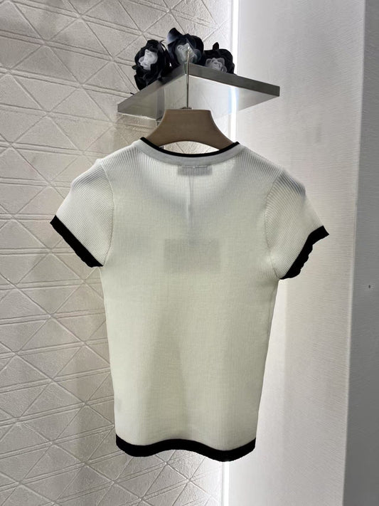 Contrast knitted short sleeves