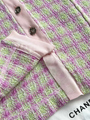Short-sleeved tweed top with a baby doll collar