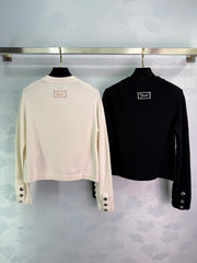 Double-pocket knitted crew neck long-sleeved cardigan