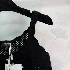 Black hollow suspenders