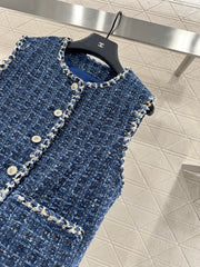 Hemmed vest