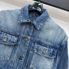 Cropped silhouette denim