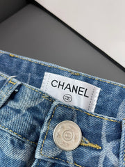 Fully printed double C back pockets with hand stitching