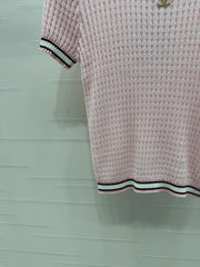 Round neck slim fit knit short sleeves