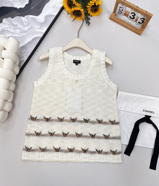 Gold thread butterfly embroidery knitted vest
