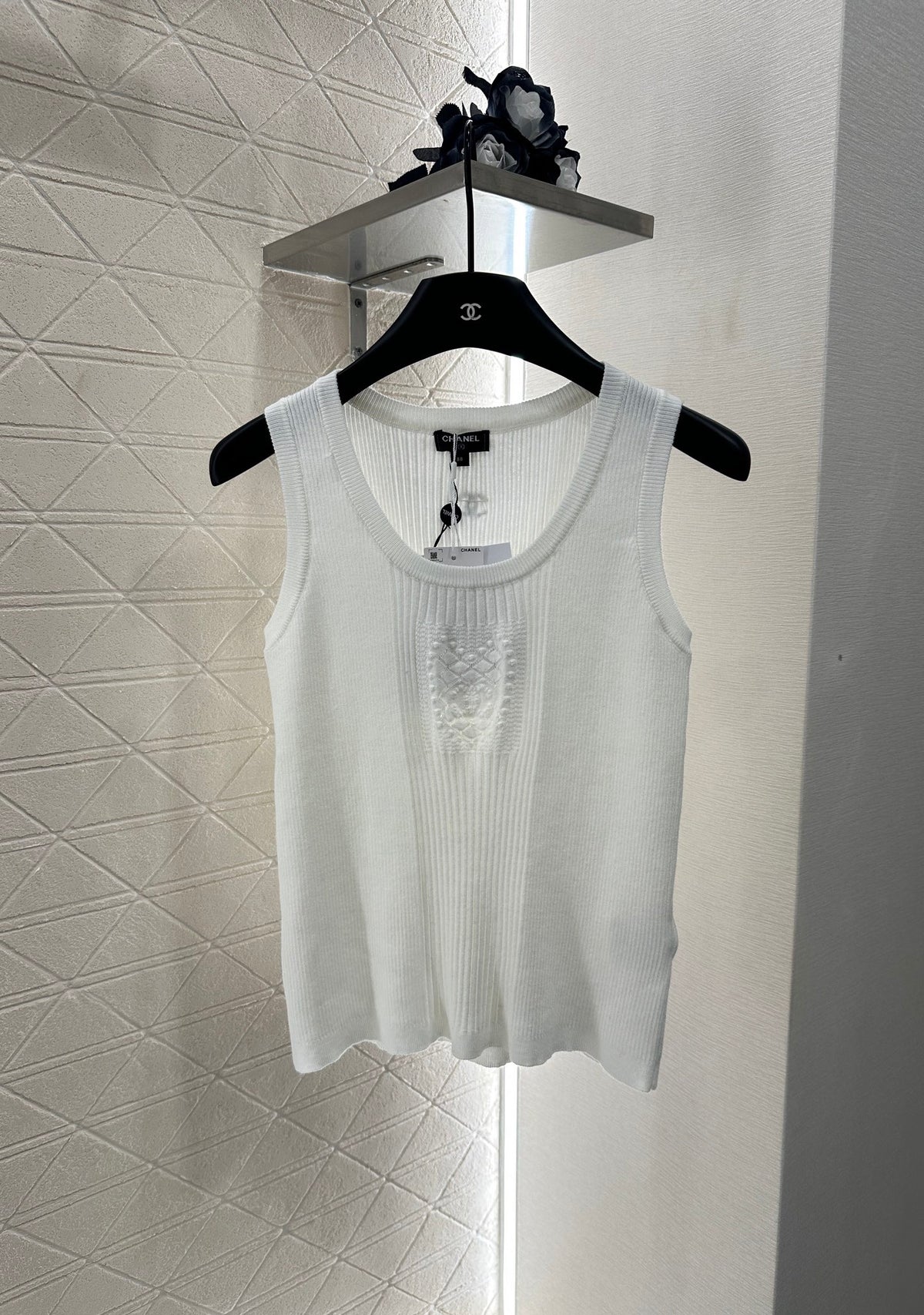 25 New Love Knitted Vest