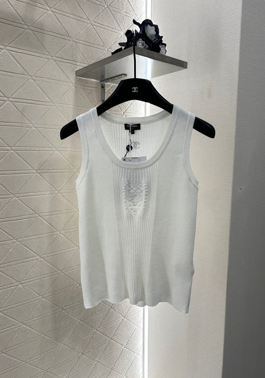 25 New Love Knitted Vest