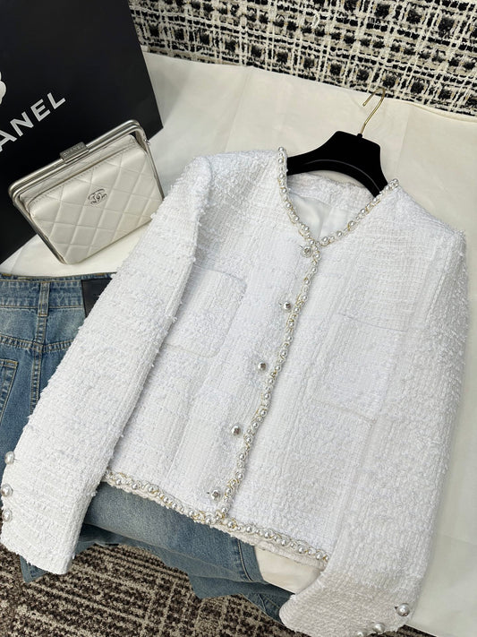 Creamy White Twill Tweed Pearl-Trimmed Button Short V-Neck Long-Sleeved Jacket
