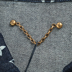 Presbyopic peak collar blue denim jacket