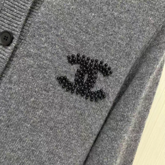 Double C logo knitted soft cardigan